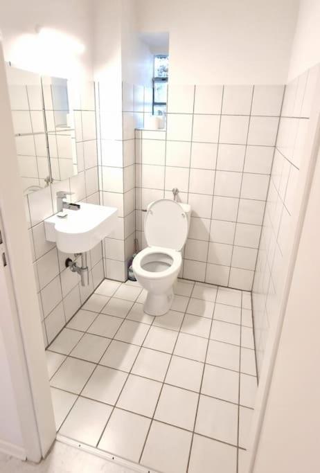 Luna City-Apartment 80Qm 2 Zimmer 2 Baeder 20Km Messe Airport Krefeld Exterior photo